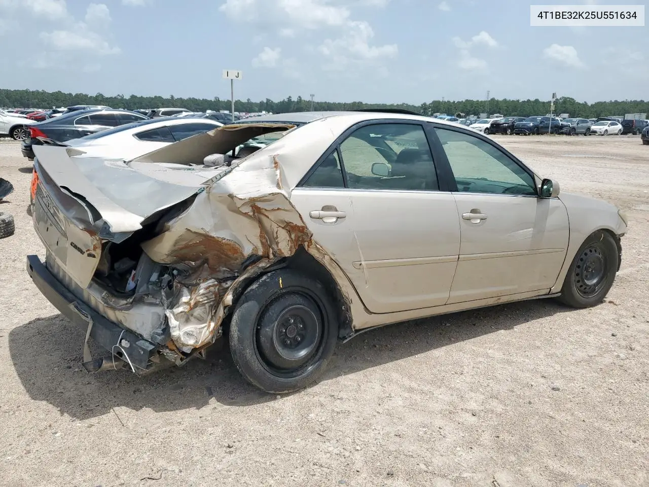 2005 Toyota Camry Le VIN: 4T1BE32K25U551634 Lot: 62899035