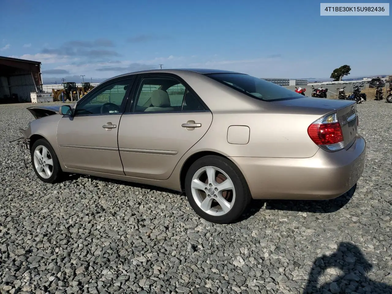 2005 Toyota Camry Le VIN: 4T1BE30K15U982436 Lot: 62937925