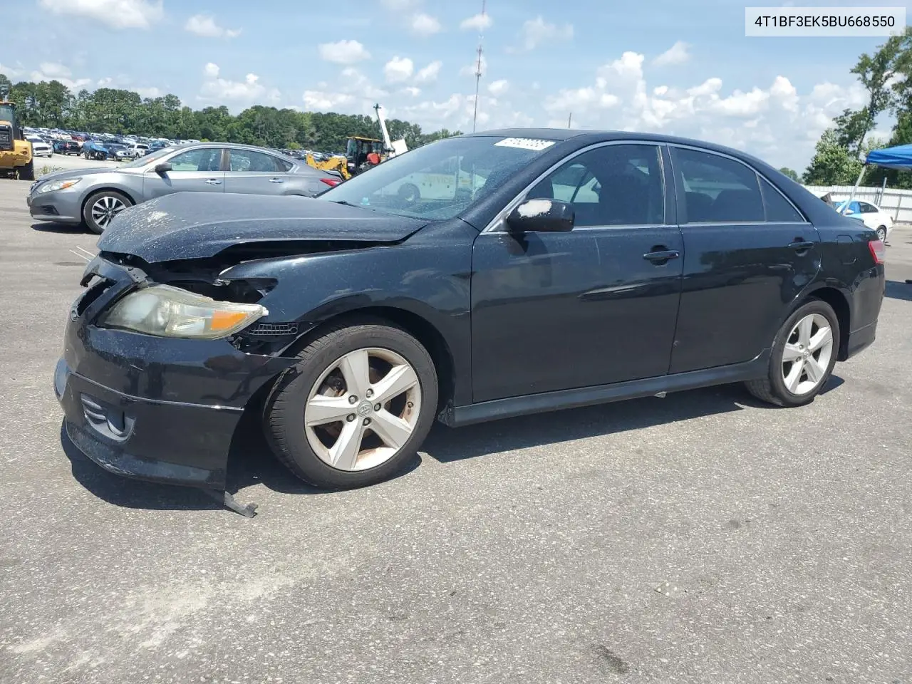 2011 Toyota Camry Base VIN: 4T1BF3EK5BU668550 Lot: 61627035
