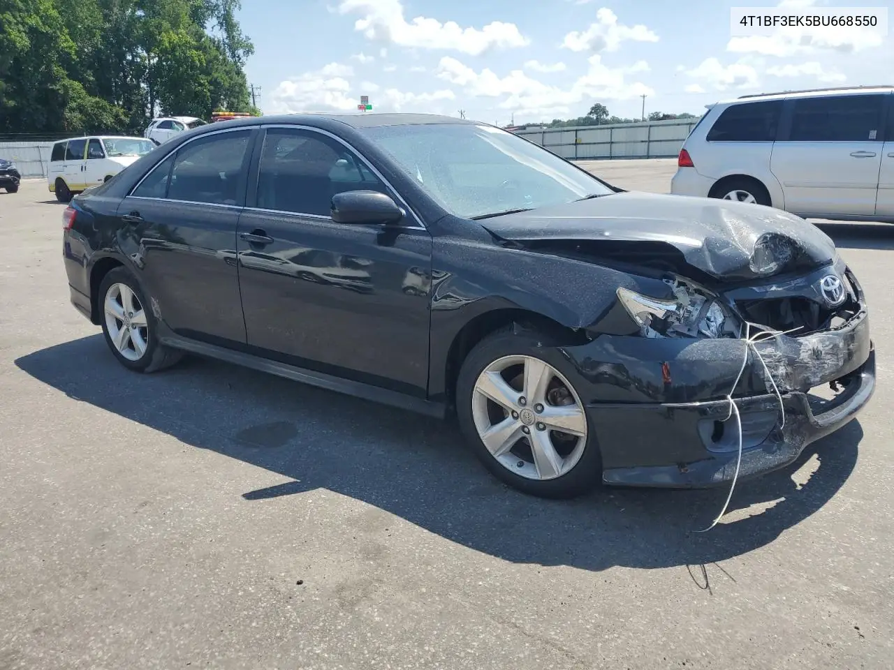 2011 Toyota Camry Base VIN: 4T1BF3EK5BU668550 Lot: 61627035