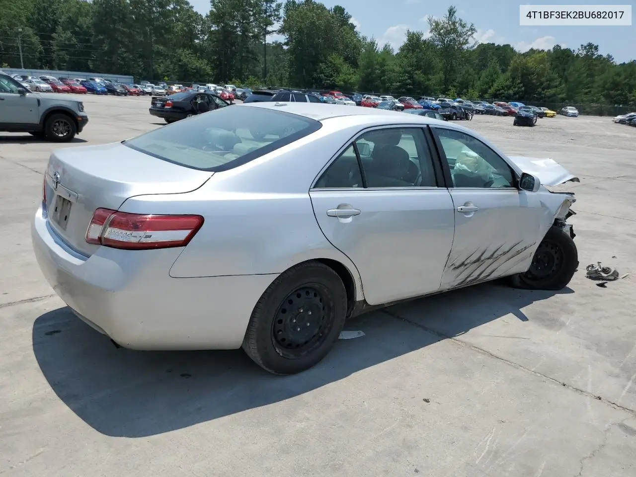 2011 Toyota Camry Base VIN: 4T1BF3EK2BU682017 Lot: 62238125