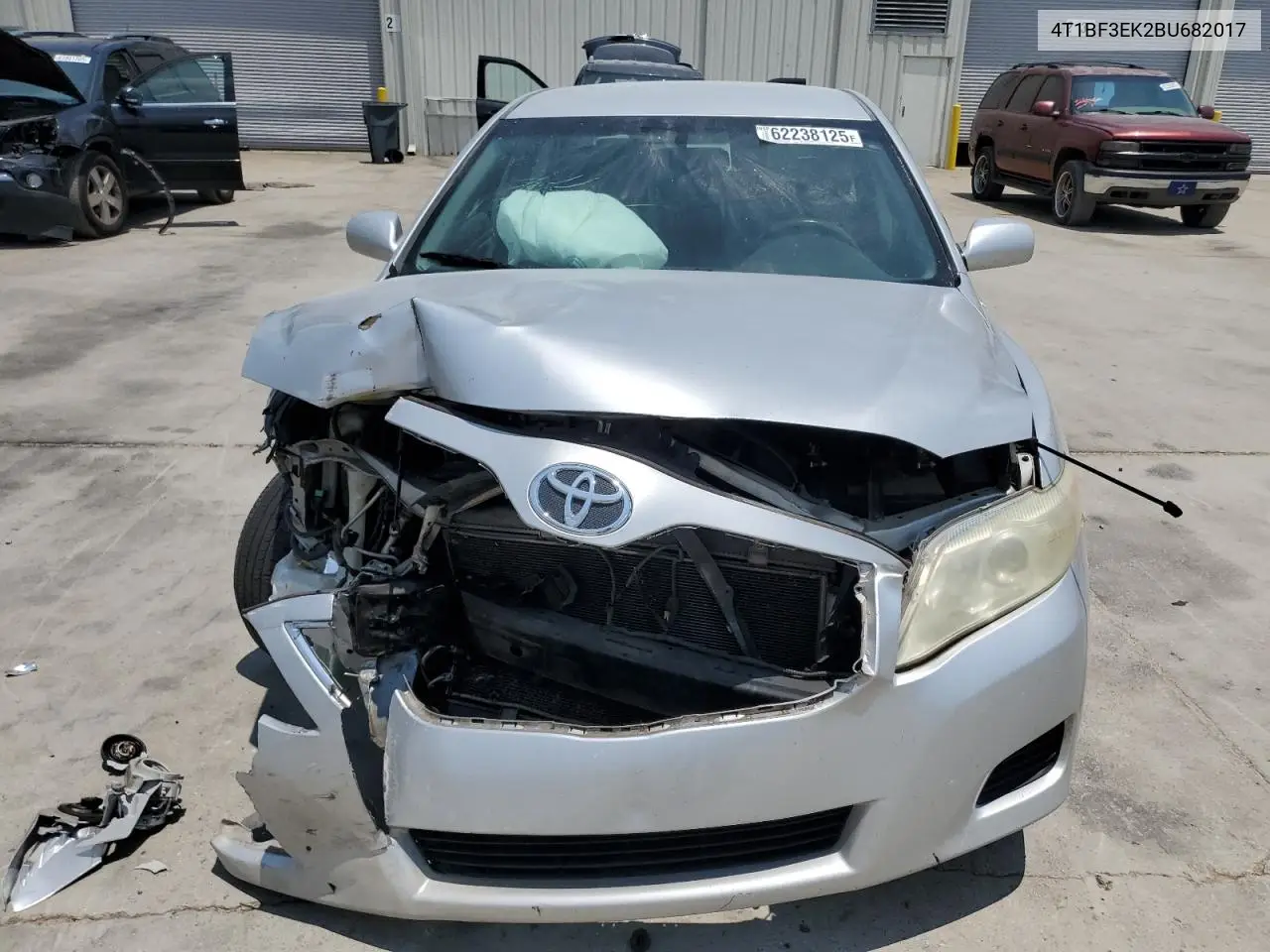 2011 Toyota Camry Base VIN: 4T1BF3EK2BU682017 Lot: 62238125