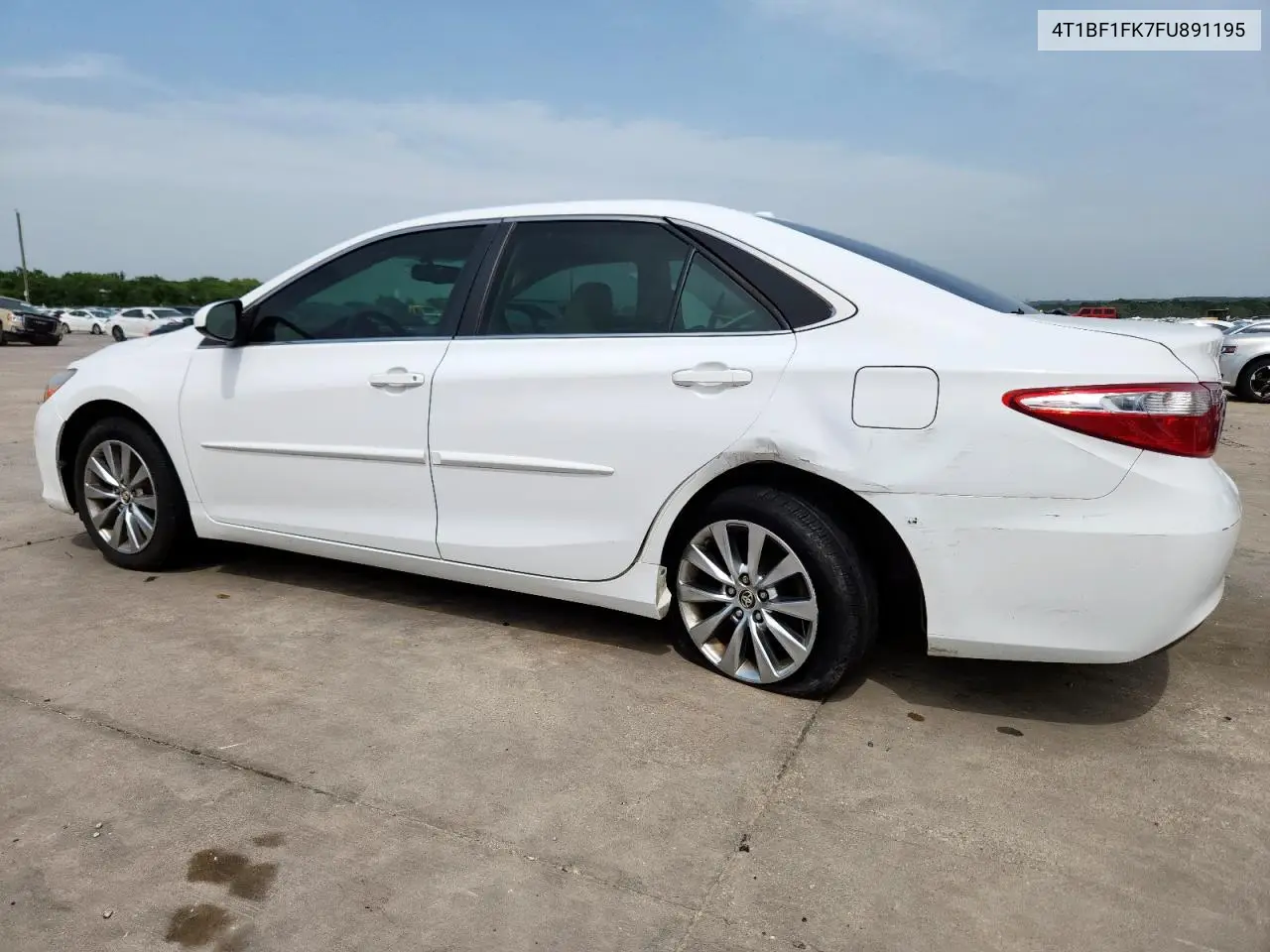 2015 Toyota Camry Le VIN: 4T1BF1FK7FU891195 Lot: 56657375