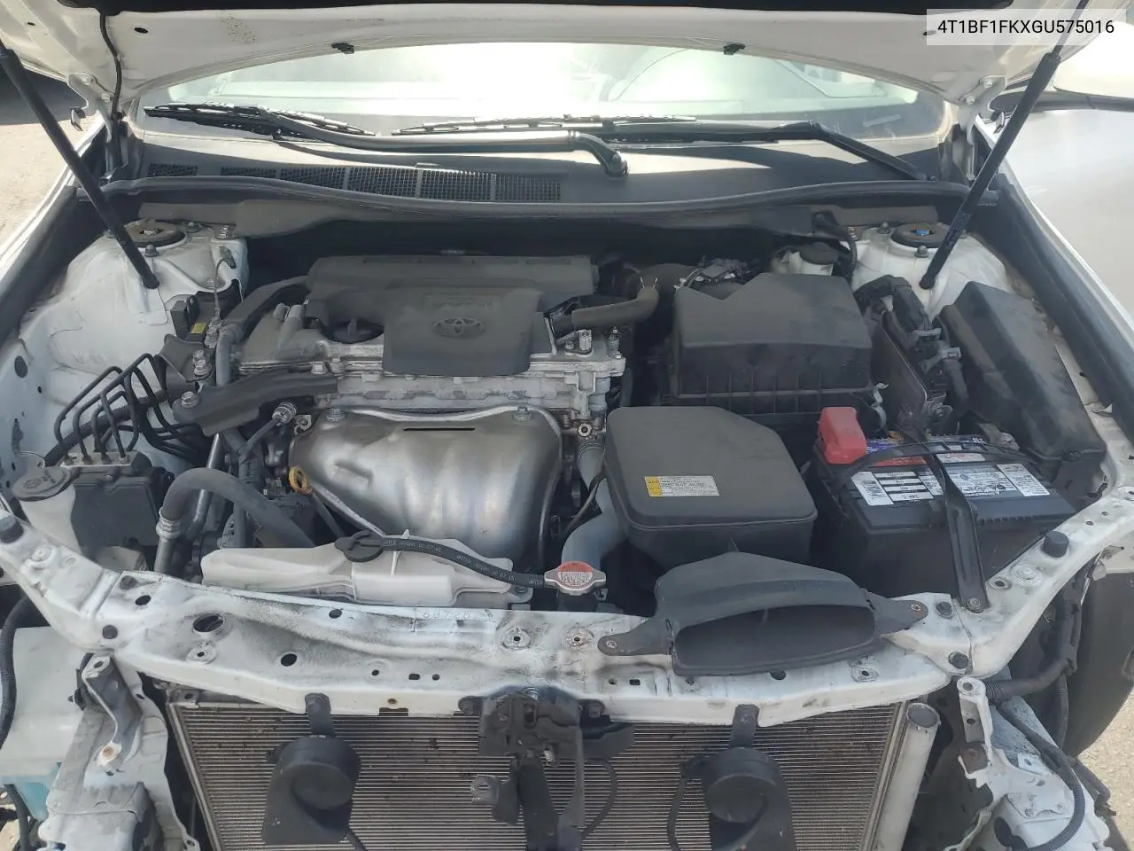 4t1bf1fkxgu575016 4T1BF1FKXGU575016 2016 Toyota Camry Le