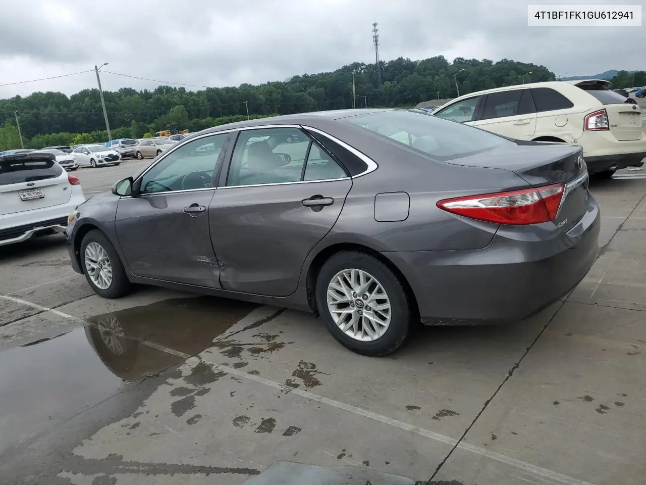 2016 Toyota Camry Le VIN: 4T1BF1FK1GU612941 Lot: 61575345