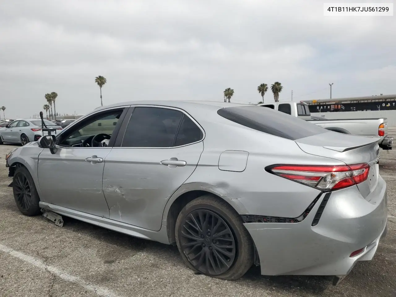 2018 Toyota Camry L VIN: 4T1B11HK7JU561299 Lot: 58607895