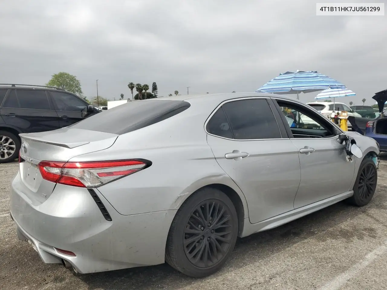 2018 Toyota Camry L VIN: 4T1B11HK7JU561299 Lot: 58607895