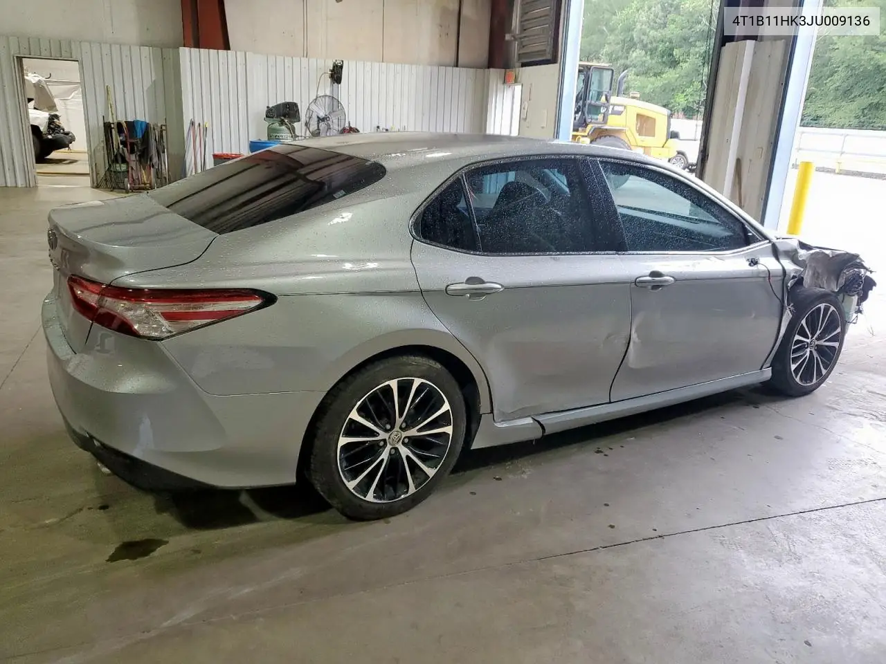 2018 Toyota Camry L VIN: 4T1B11HK3JU009136 Lot: 58632575