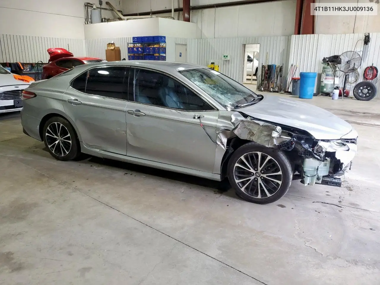2018 Toyota Camry L VIN: 4T1B11HK3JU009136 Lot: 58632575