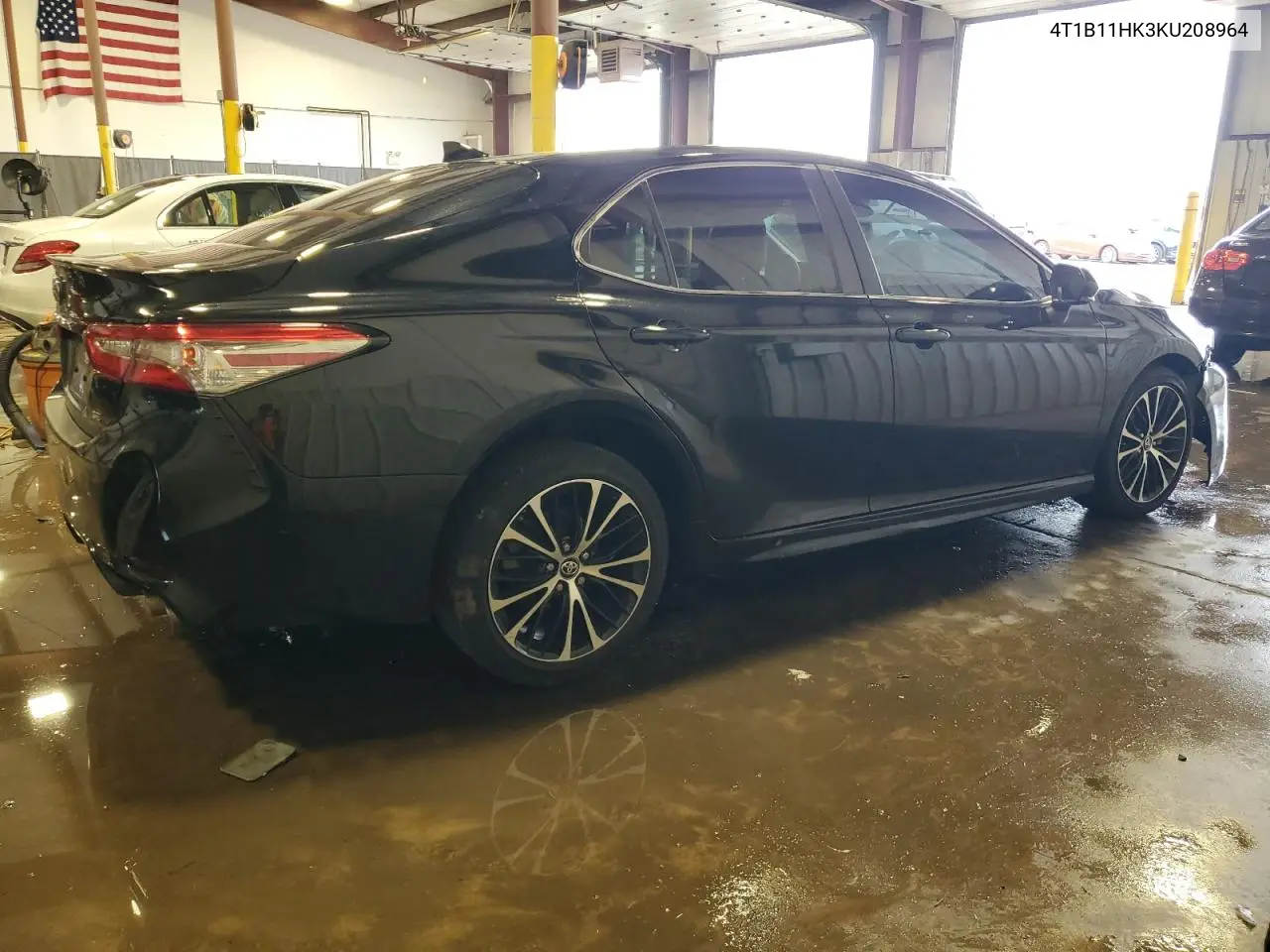 2019 Toyota Camry L VIN: 4T1B11HK3KU208964 Lot: 55796605