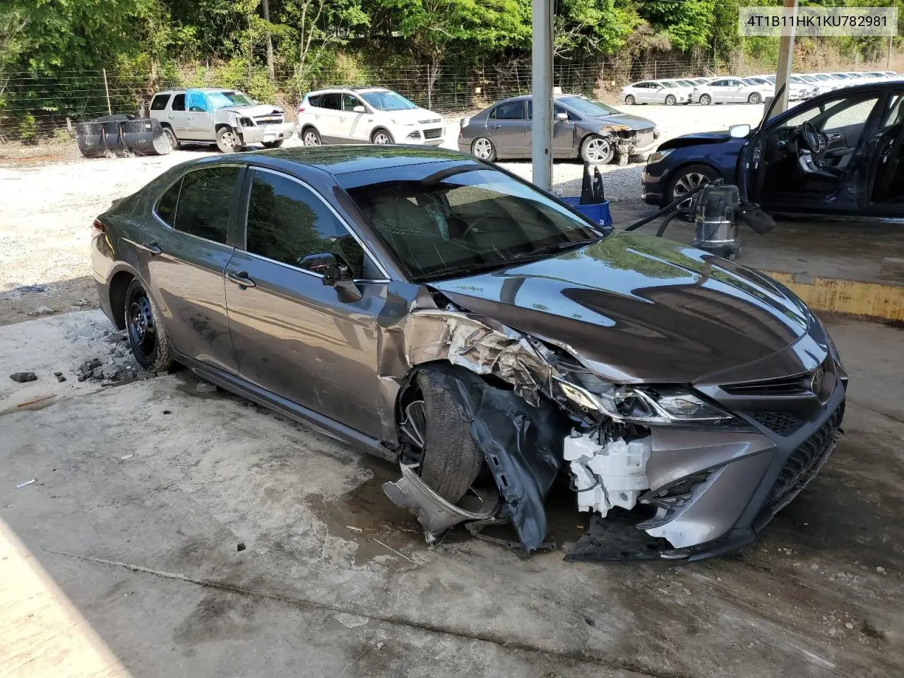 2019 Toyota Camry L VIN: 4T1B11HK1KU782981 Lot: 57120855