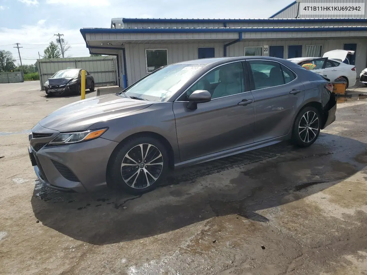 2019 Toyota Camry L VIN: 4T1B11HK1KU692942 Lot: 62779255