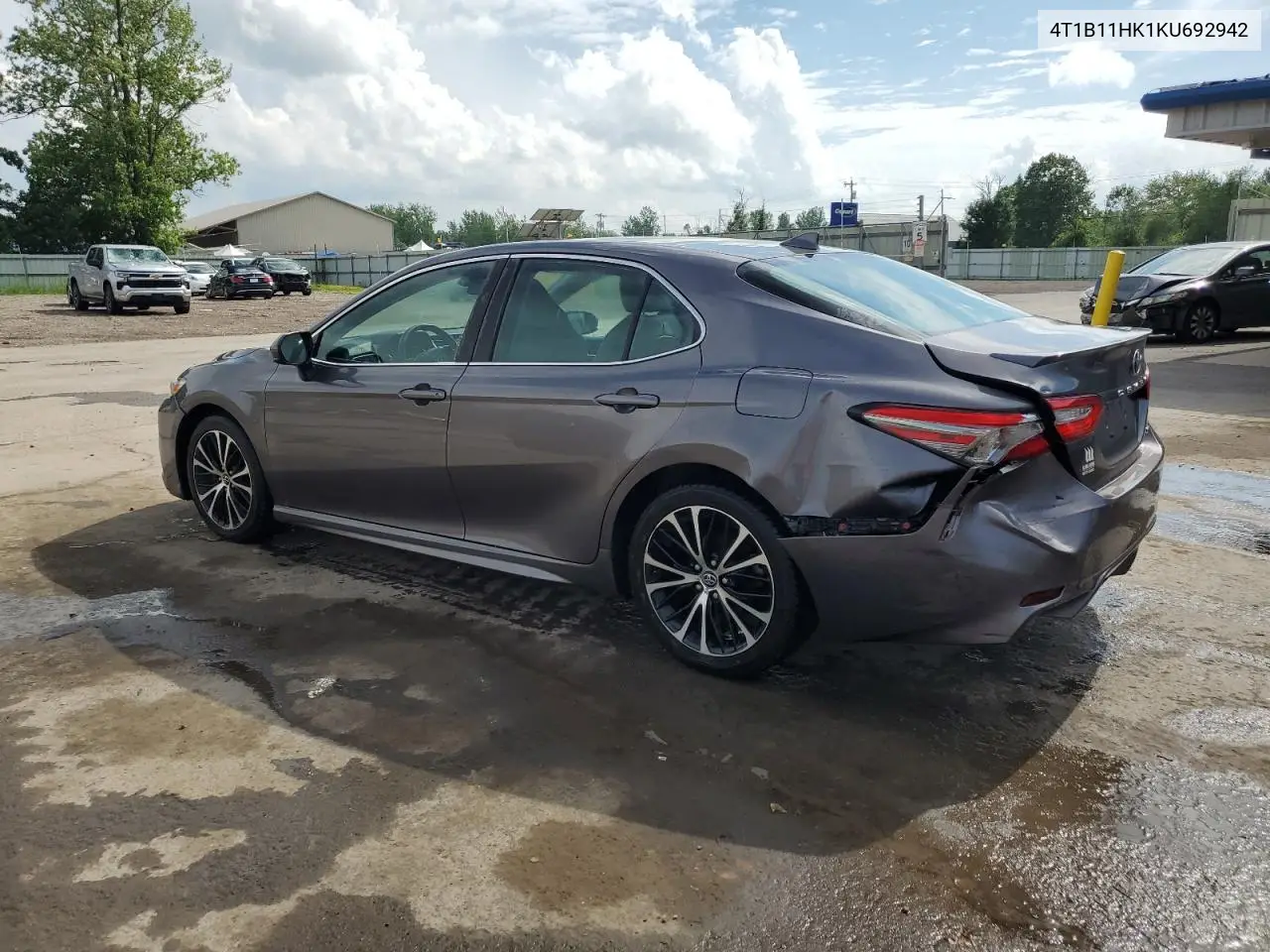 2019 Toyota Camry L VIN: 4T1B11HK1KU692942 Lot: 62779255
