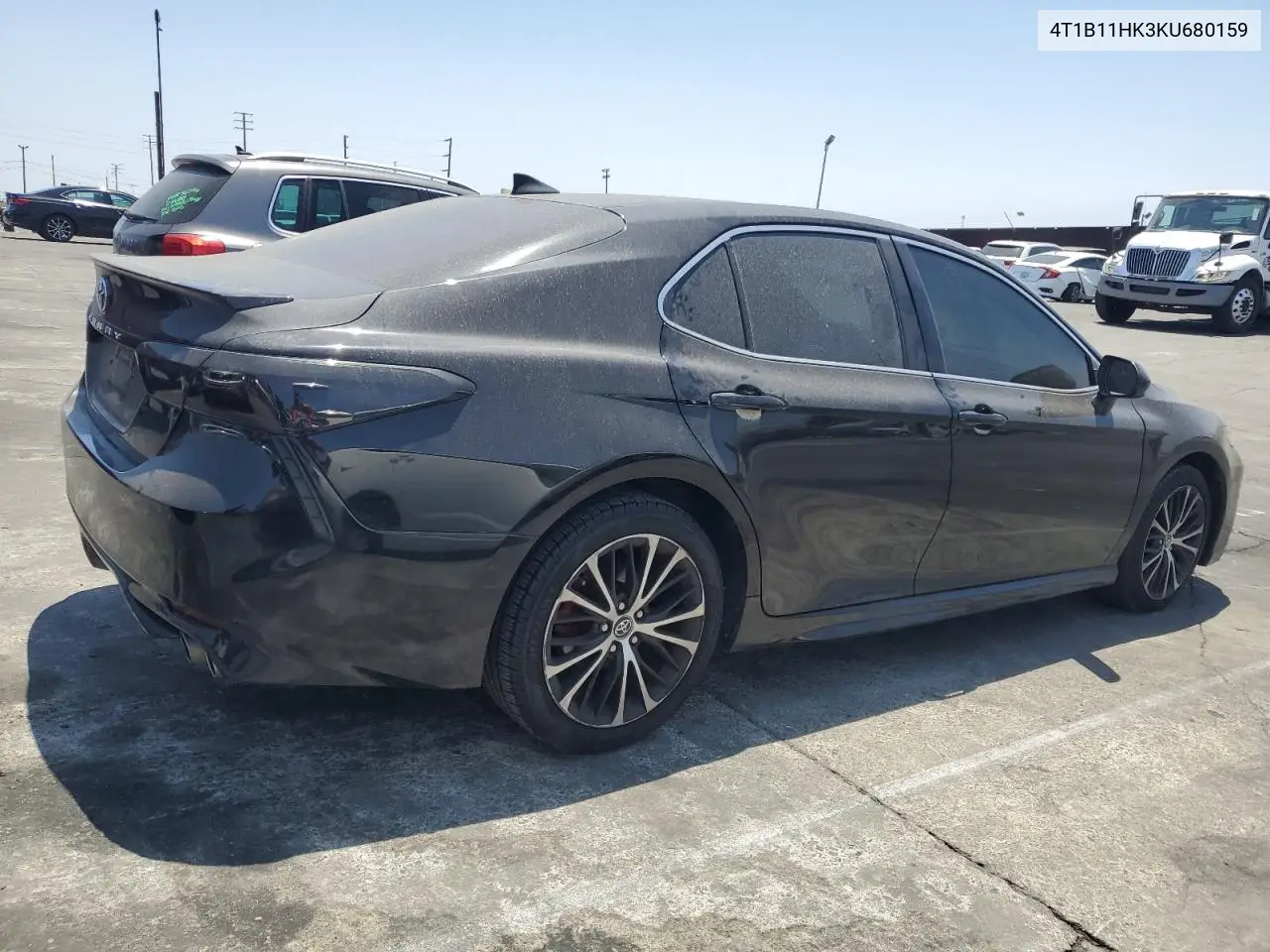 2019 Toyota Camry L VIN: 4T1B11HK3KU680159 Lot: 62905935