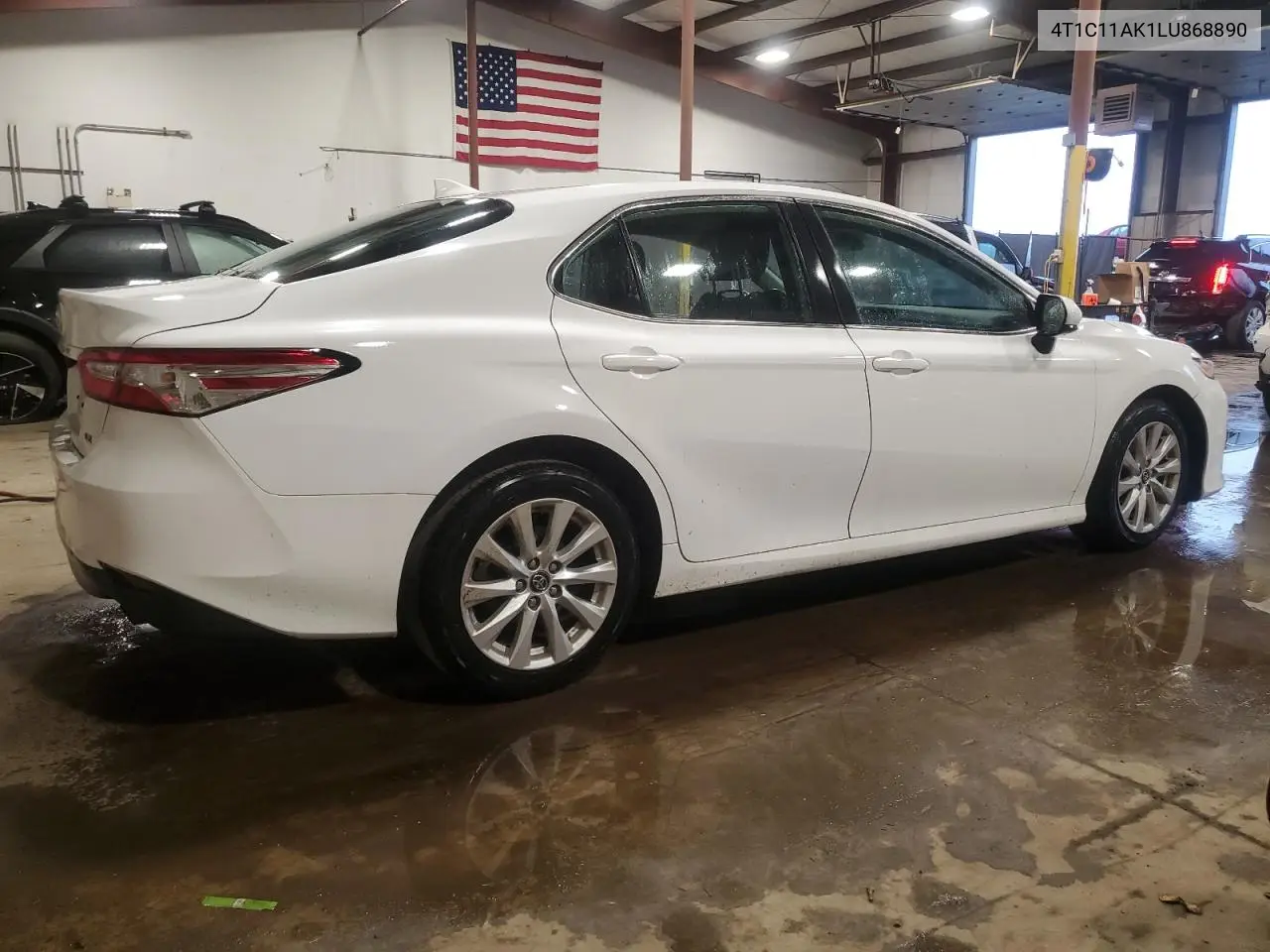 2020 Toyota Camry Le VIN: 4T1C11AK1LU868890 Lot: 61330265