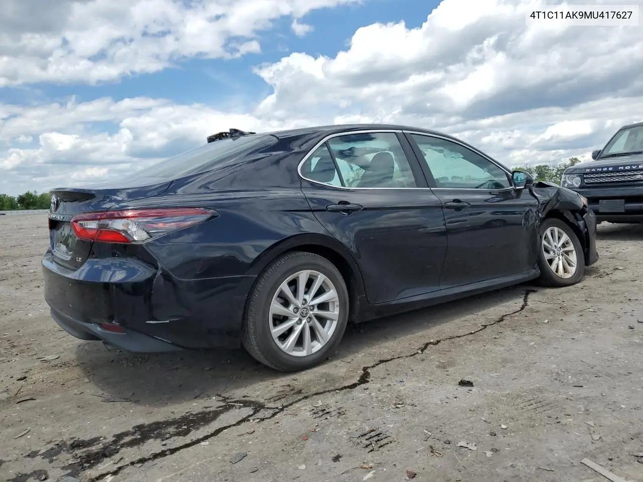2021 Toyota Camry Le VIN: 4T1C11AK9MU417627 Lot: 55762905