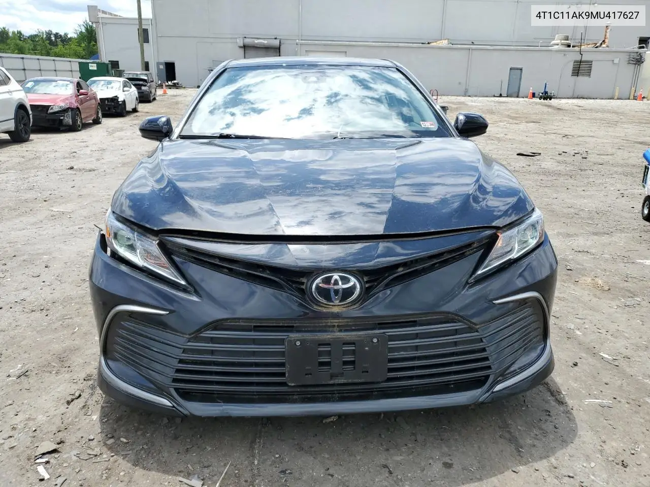 2021 Toyota Camry Le VIN: 4T1C11AK9MU417627 Lot: 55762905