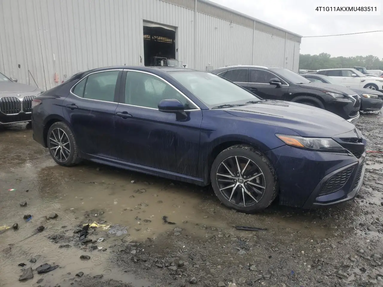 2021 Toyota Camry Se VIN: 4T1G11AKXMU483511 Lot: 56825985