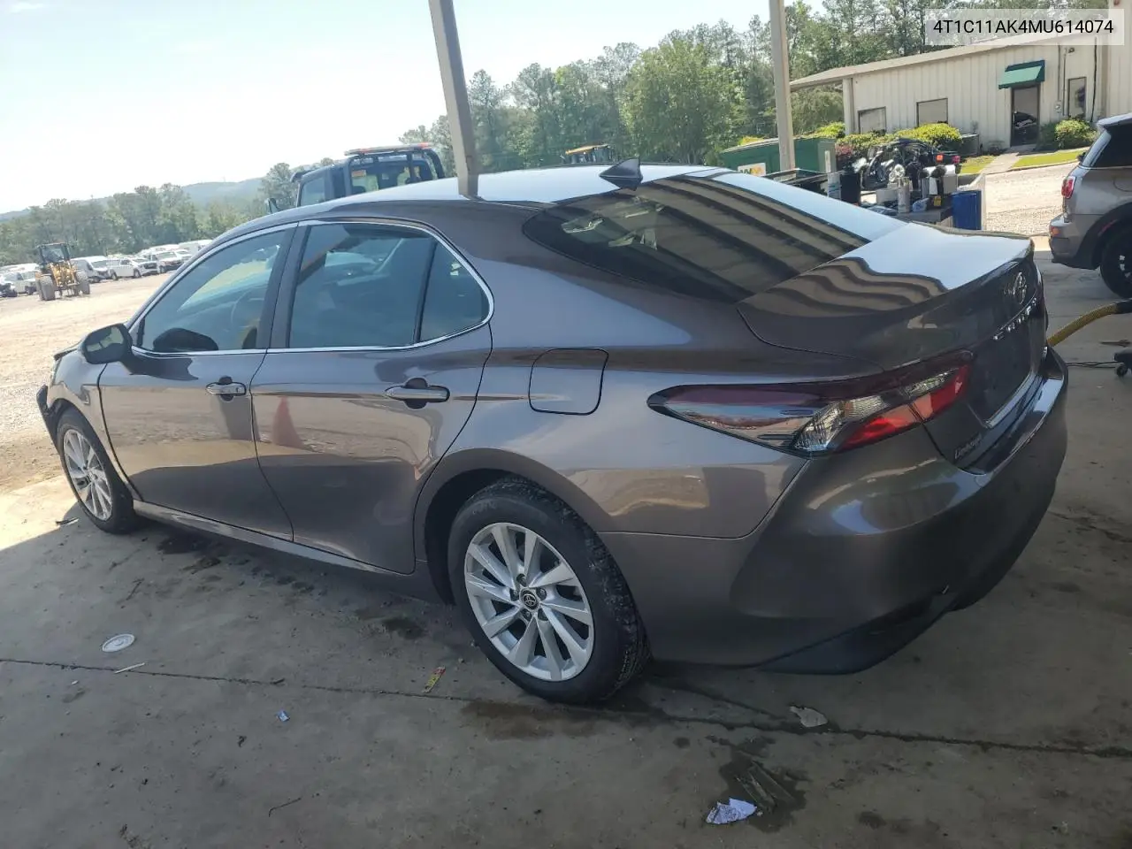 2021 Toyota Camry Le VIN: 4T1C11AK4MU614074 Lot: 57052585
