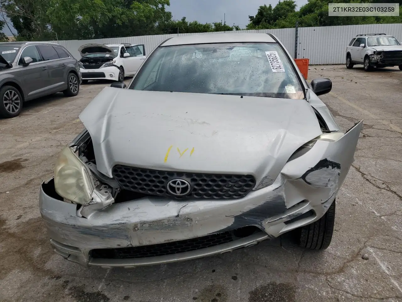 2003 Toyota Corolla Matrix Xr VIN: 2T1KR32E03C103258 Lot: 62735625