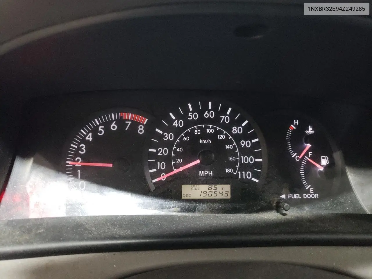 2004 Toyota Corolla Ce VIN: 1NXBR32E94Z249285 Lot: 56840565