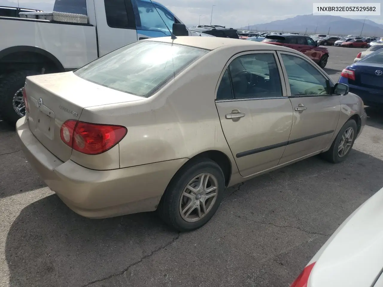 2005 Toyota Corolla Ce VIN: 1NXBR32E05Z529582 Lot: 57065175