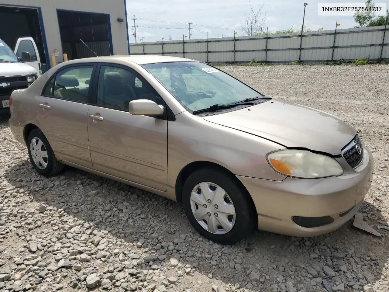 2005 Toyota Corolla Ce VIN: 1NXBR32E25Z564737 Lot: 65820345