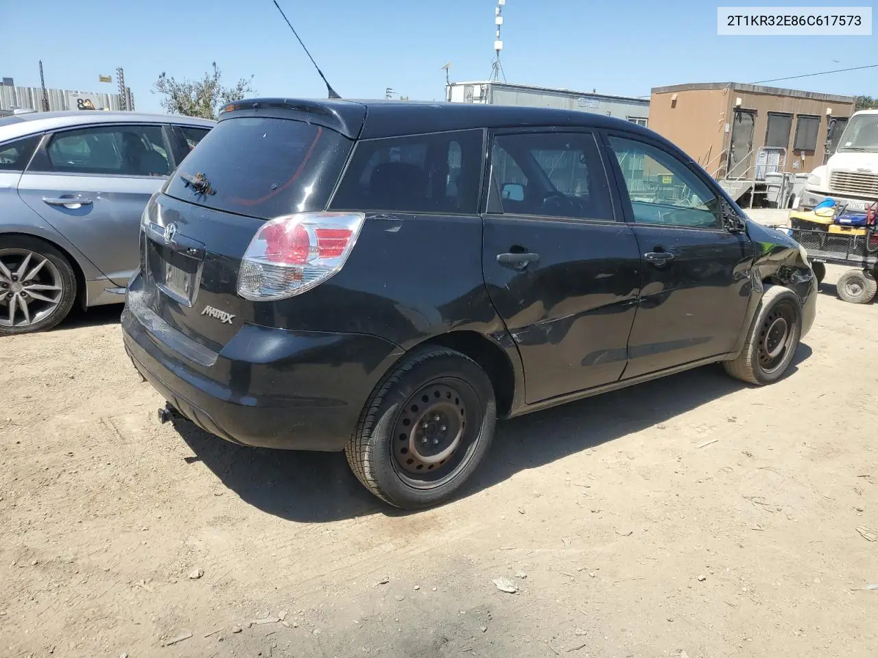 2006 Toyota Corolla Matrix Xr VIN: 2T1KR32E86C617573 Lot: 56352395