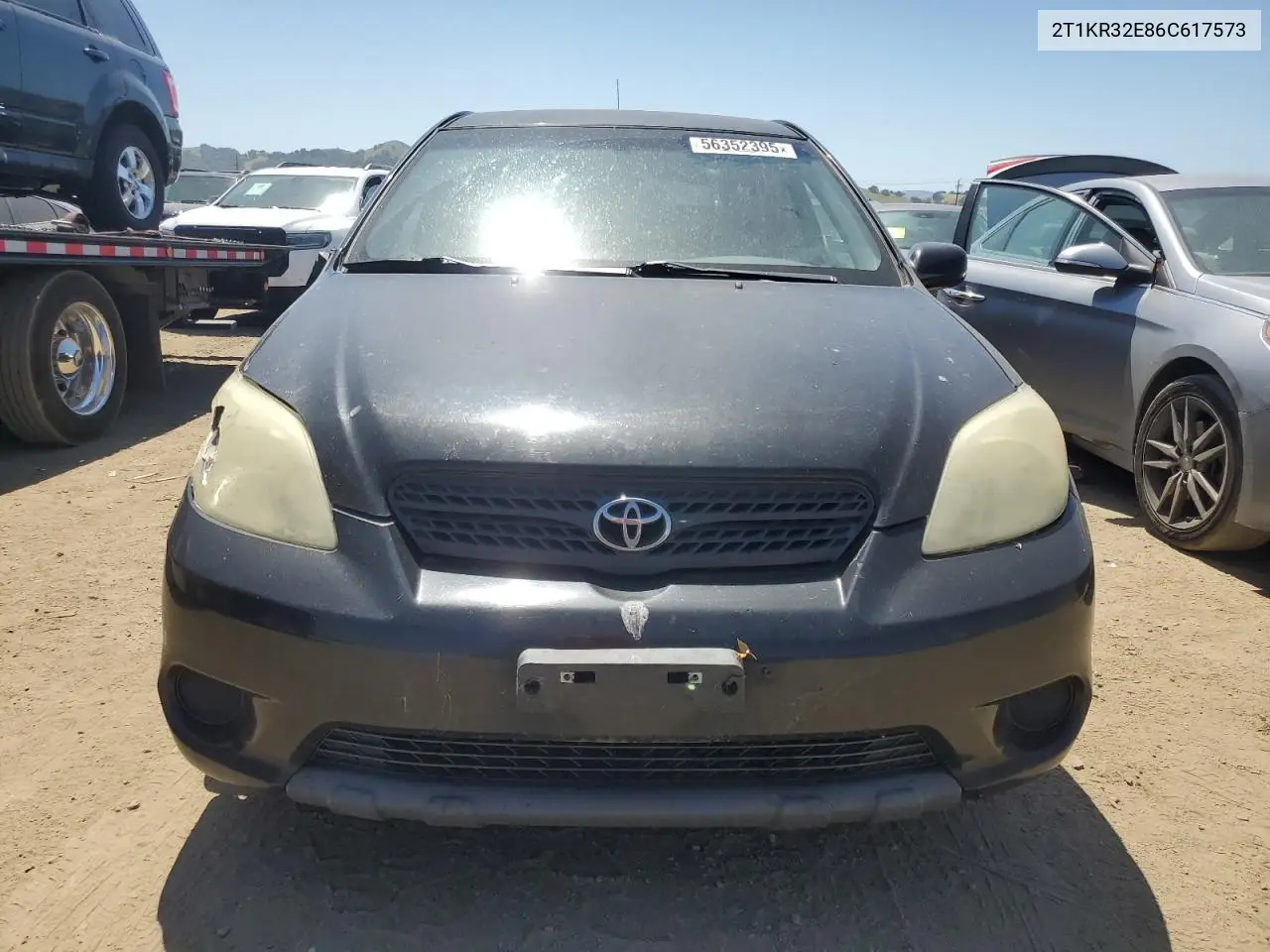 2006 Toyota Corolla Matrix Xr VIN: 2T1KR32E86C617573 Lot: 56352395