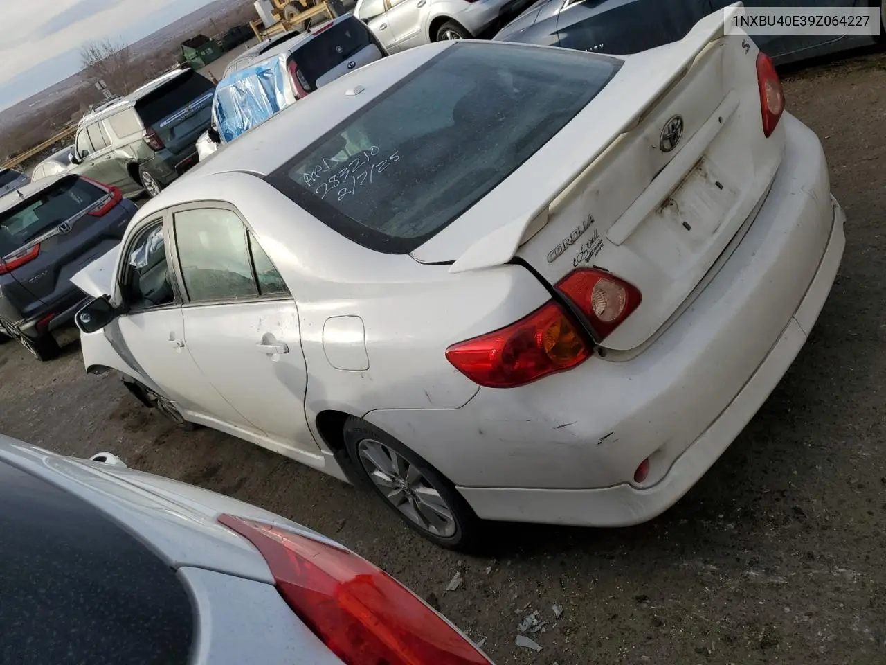 2009 Toyota Corolla Base VIN: 1NXBU40E39Z064227 Lot: 47921785