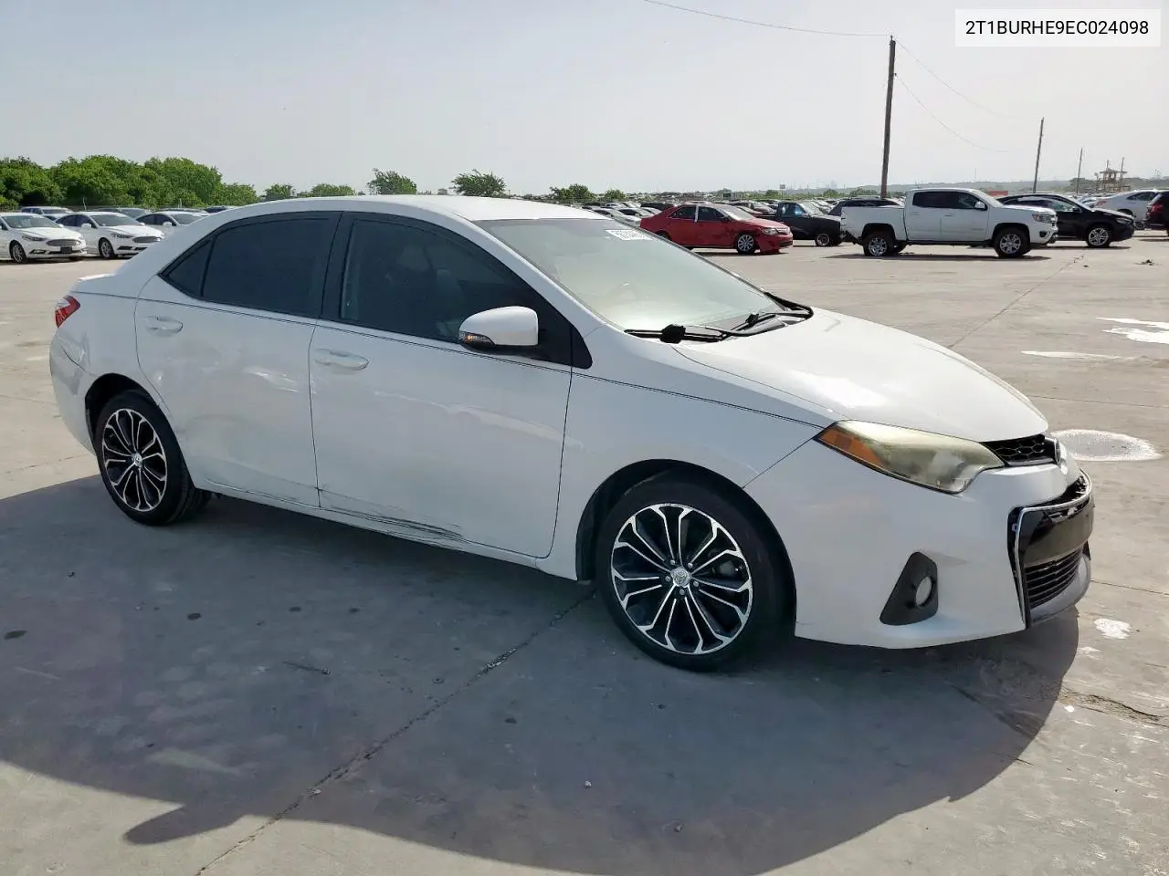 2014 Toyota Corolla L VIN: 2T1BURHE9EC024098 Lot: 56734465