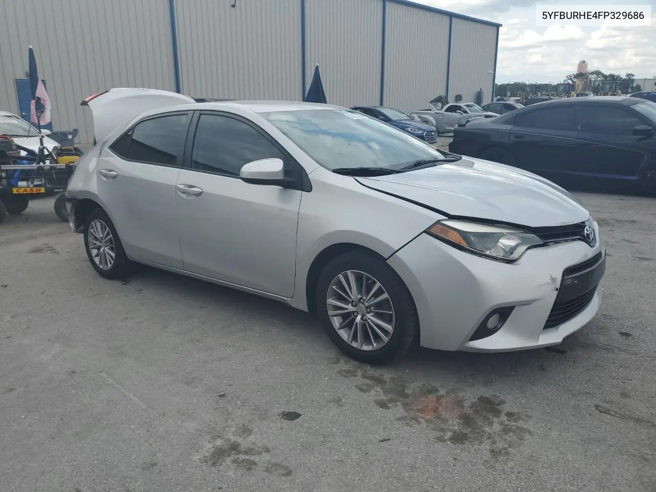 2015 Toyota Corolla L VIN: 5YFBURHE4FP329686 Lot: 56233325