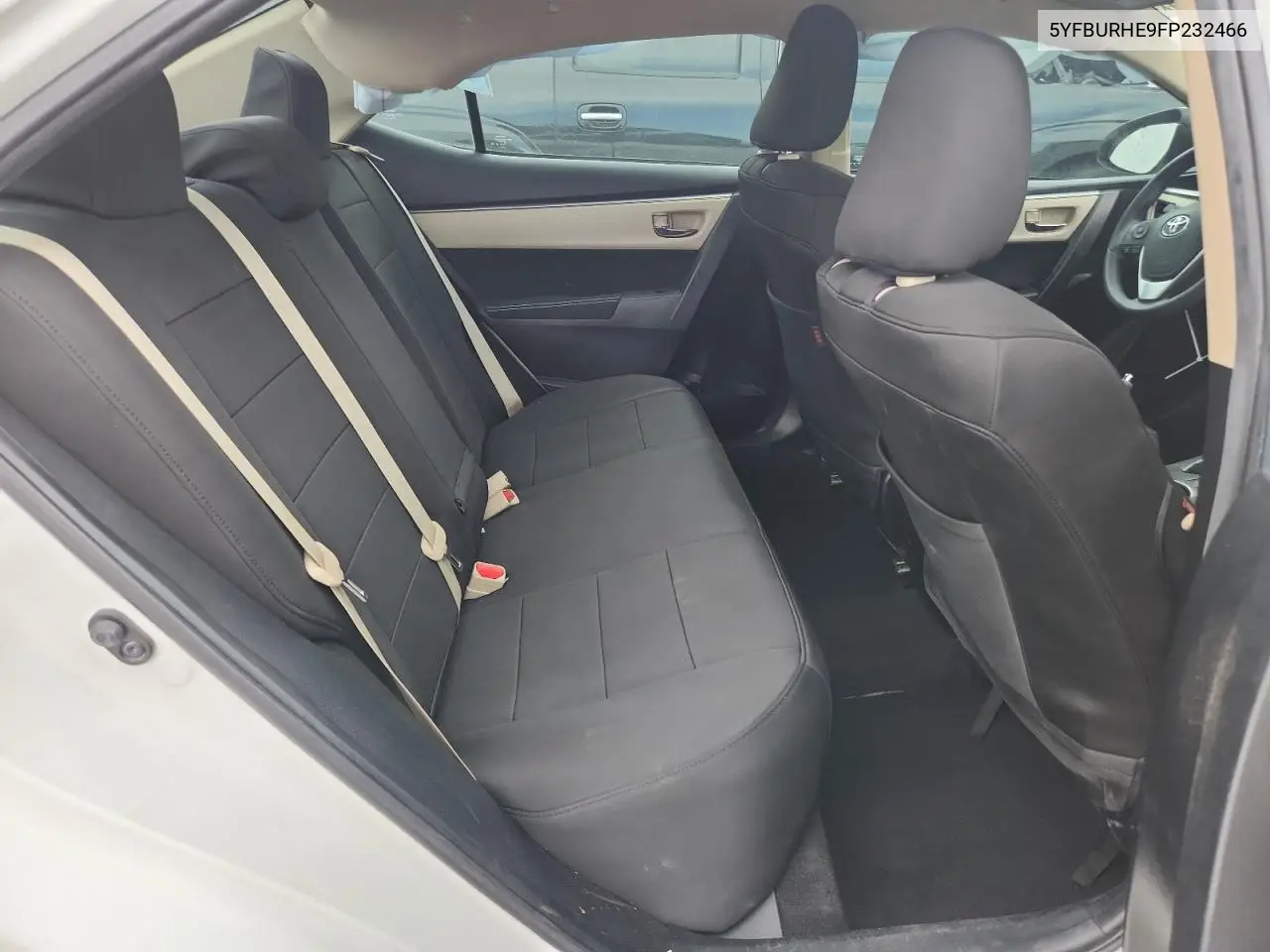 2015 Toyota Corolla L VIN: 5YFBURHE9FP232466 Lot: 63127505