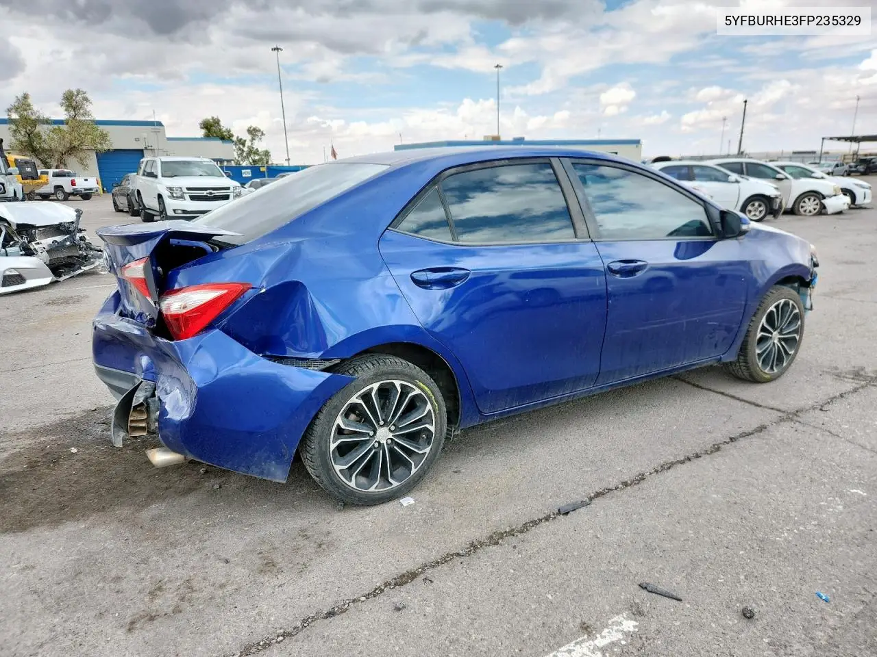 2015 Toyota Corolla L VIN: 5YFBURHE3FP235329 Lot: 63292215