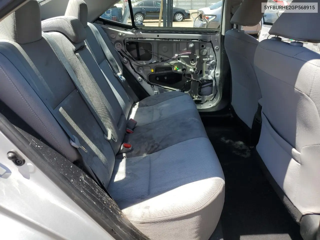 2016 Toyota Corolla L VIN: 5YFBURHE2GP568915 Lot: 63257405