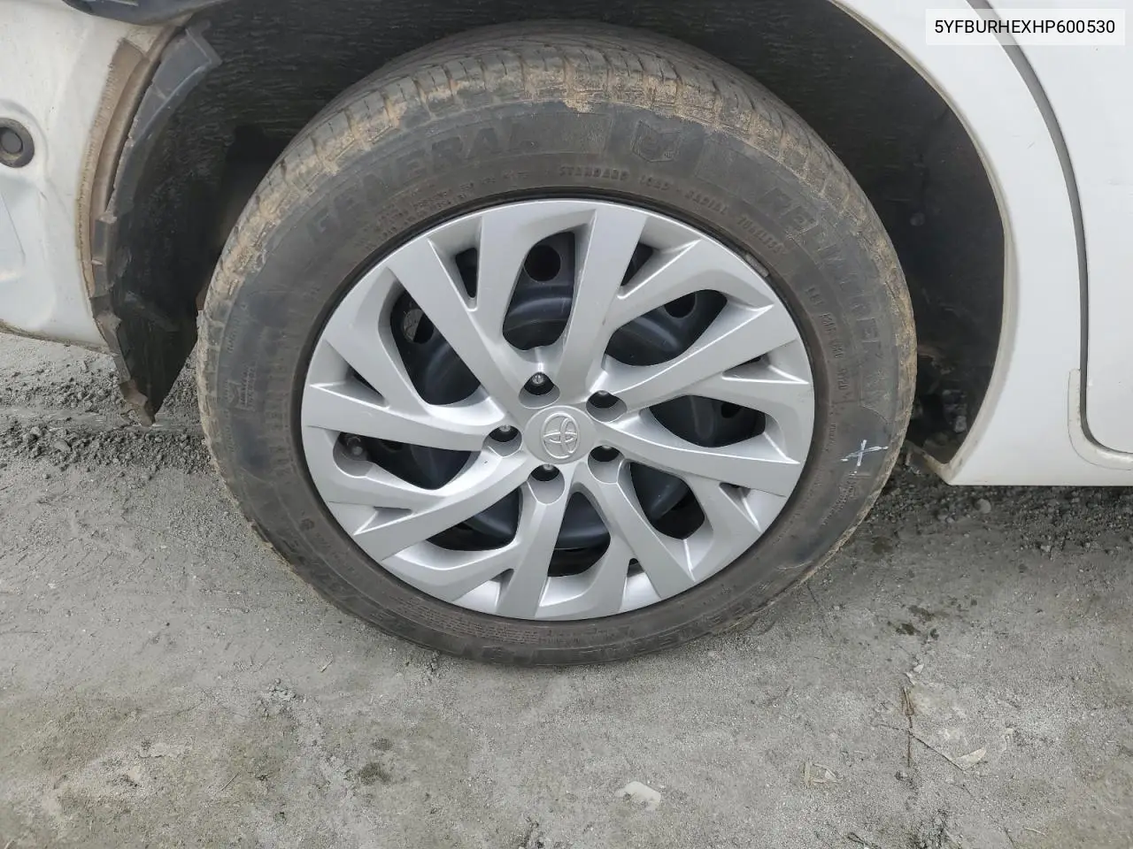 2017 Toyota Corolla L VIN: 5YFBURHEXHP600530 Lot: 47035055