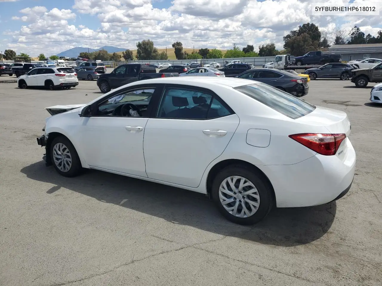 2017 Toyota Corolla L VIN: 5YFBURHE1HP618012 Lot: 56793125