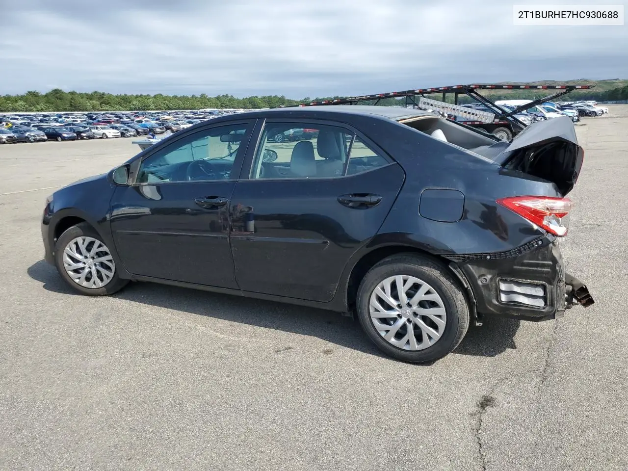 2017 Toyota Corolla L VIN: 2T1BURHE7HC930688 Lot: 62230725