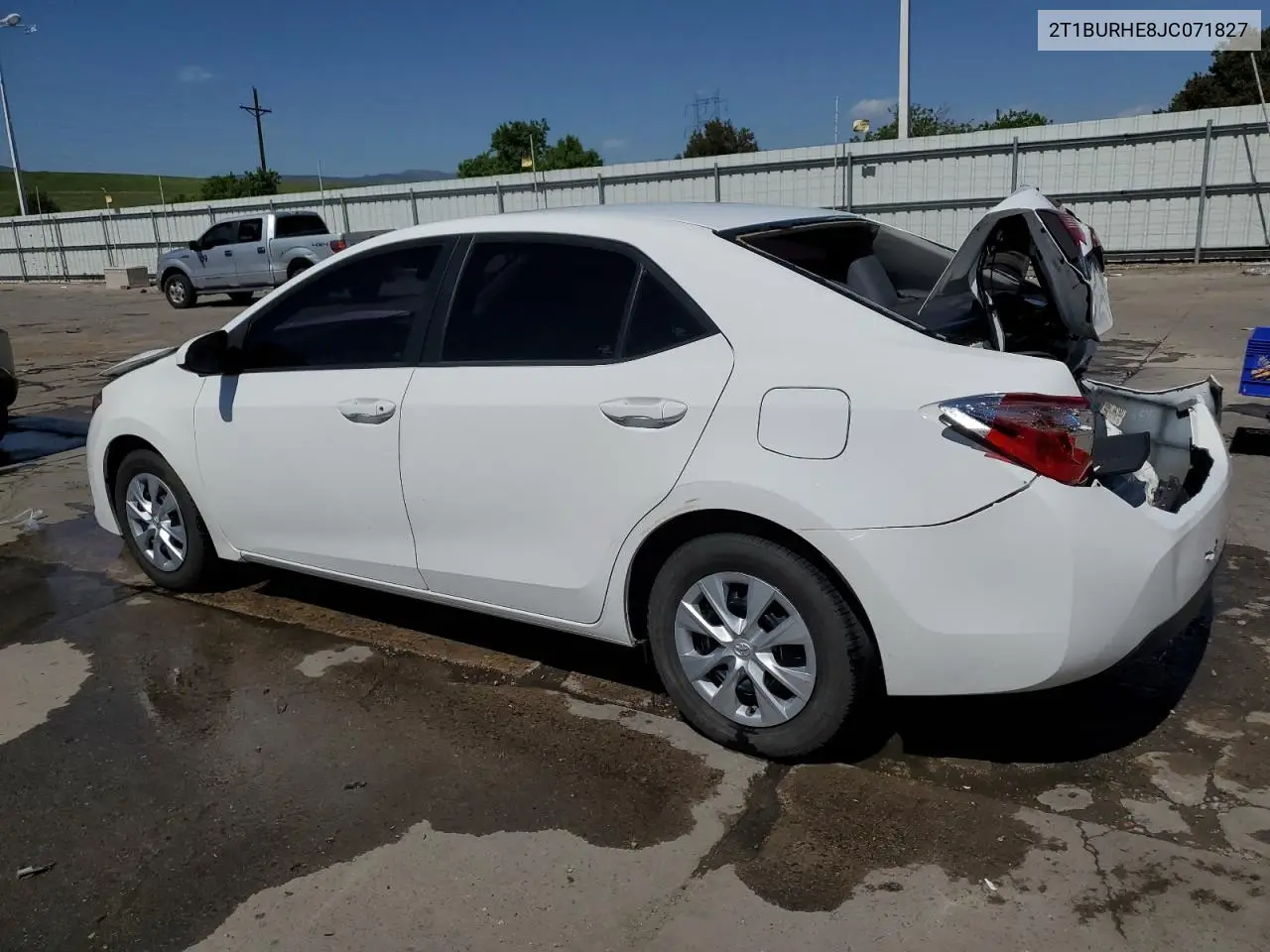 2018 Toyota Corolla L VIN: 2T1BURHE8JC071827 Lot: 57110225