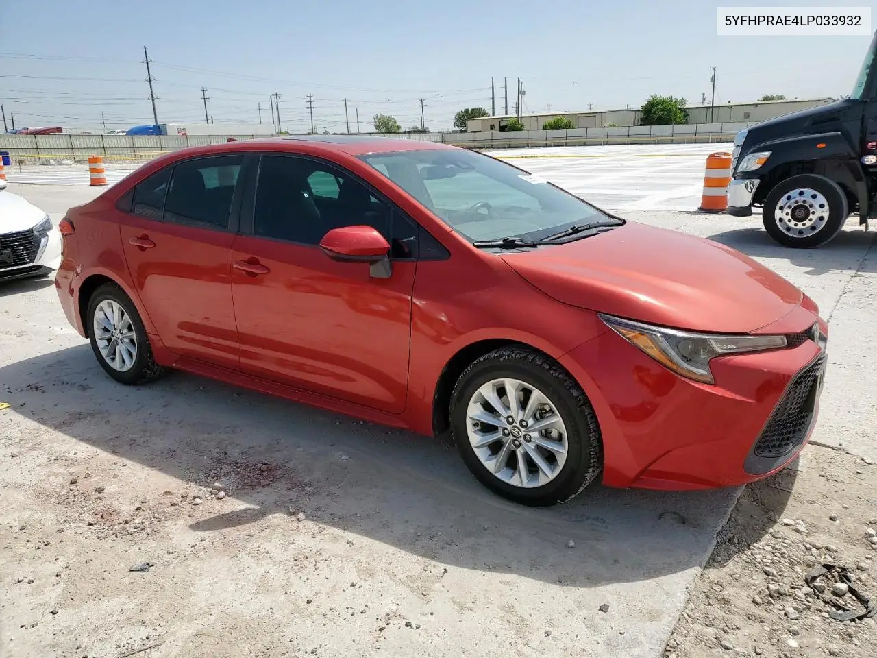 2020 Toyota Corolla Le VIN: 5YFHPRAE4LP033932 Lot: 56993085