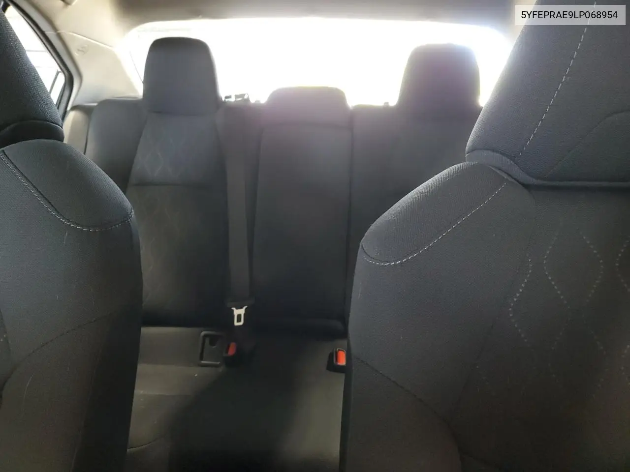 2020 Toyota Corolla Le VIN: 5YFEPRAE9LP068954 Lot: 62894885