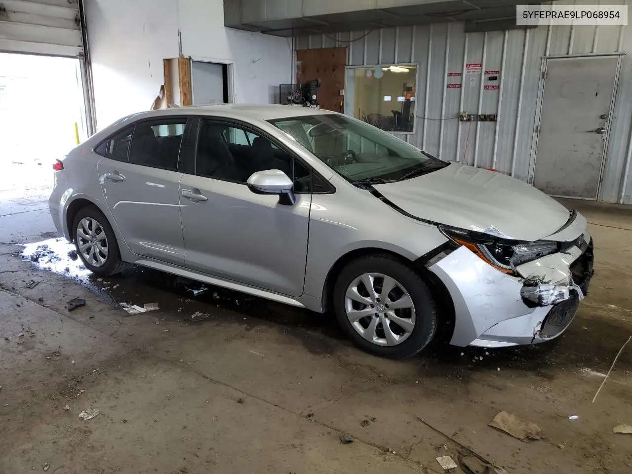 2020 Toyota Corolla Le VIN: 5YFEPRAE9LP068954 Lot: 62894885