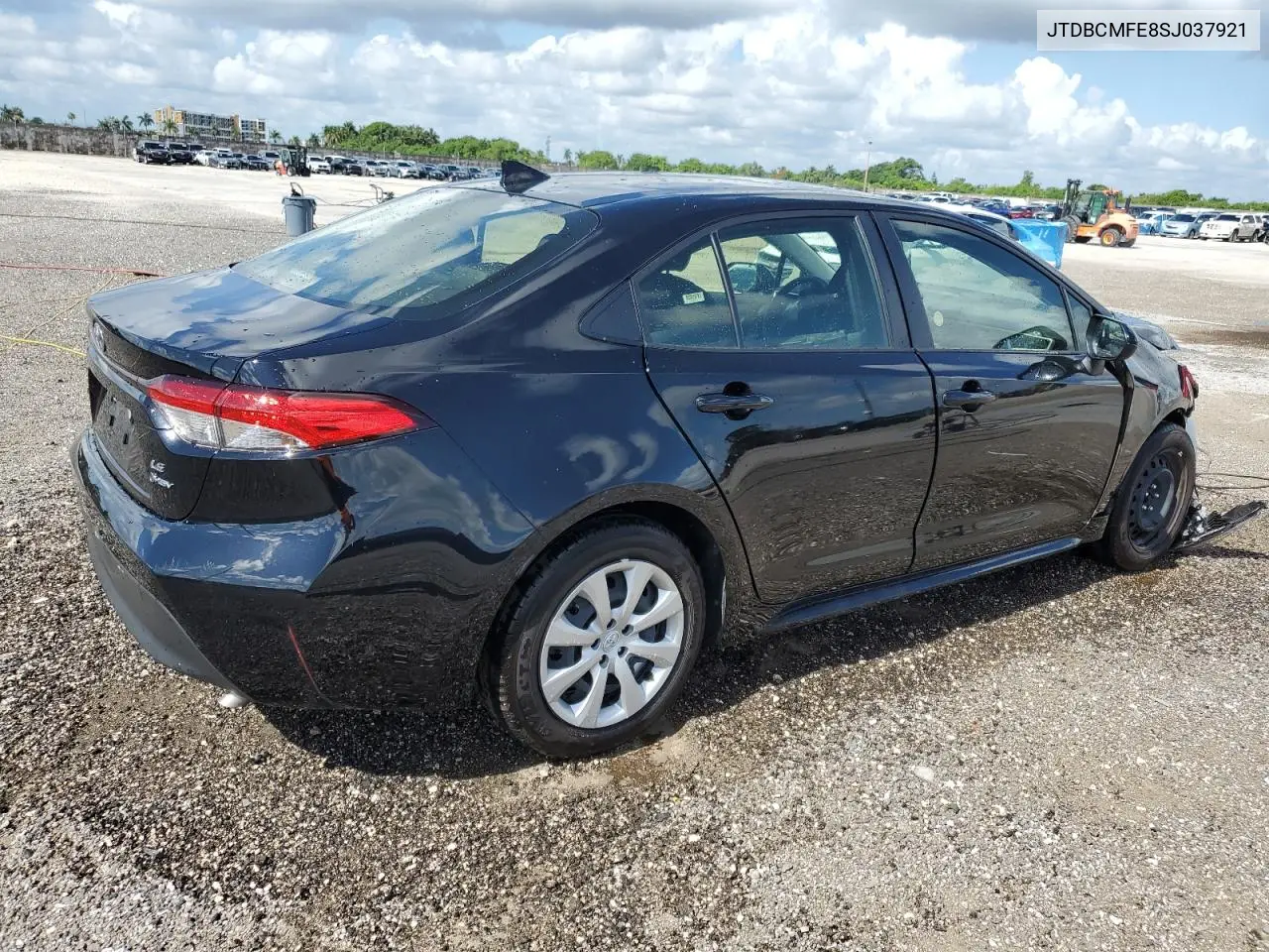 2025 Toyota Corolla Le VIN: JTDBCMFE8SJ037921 Lot: 61165195