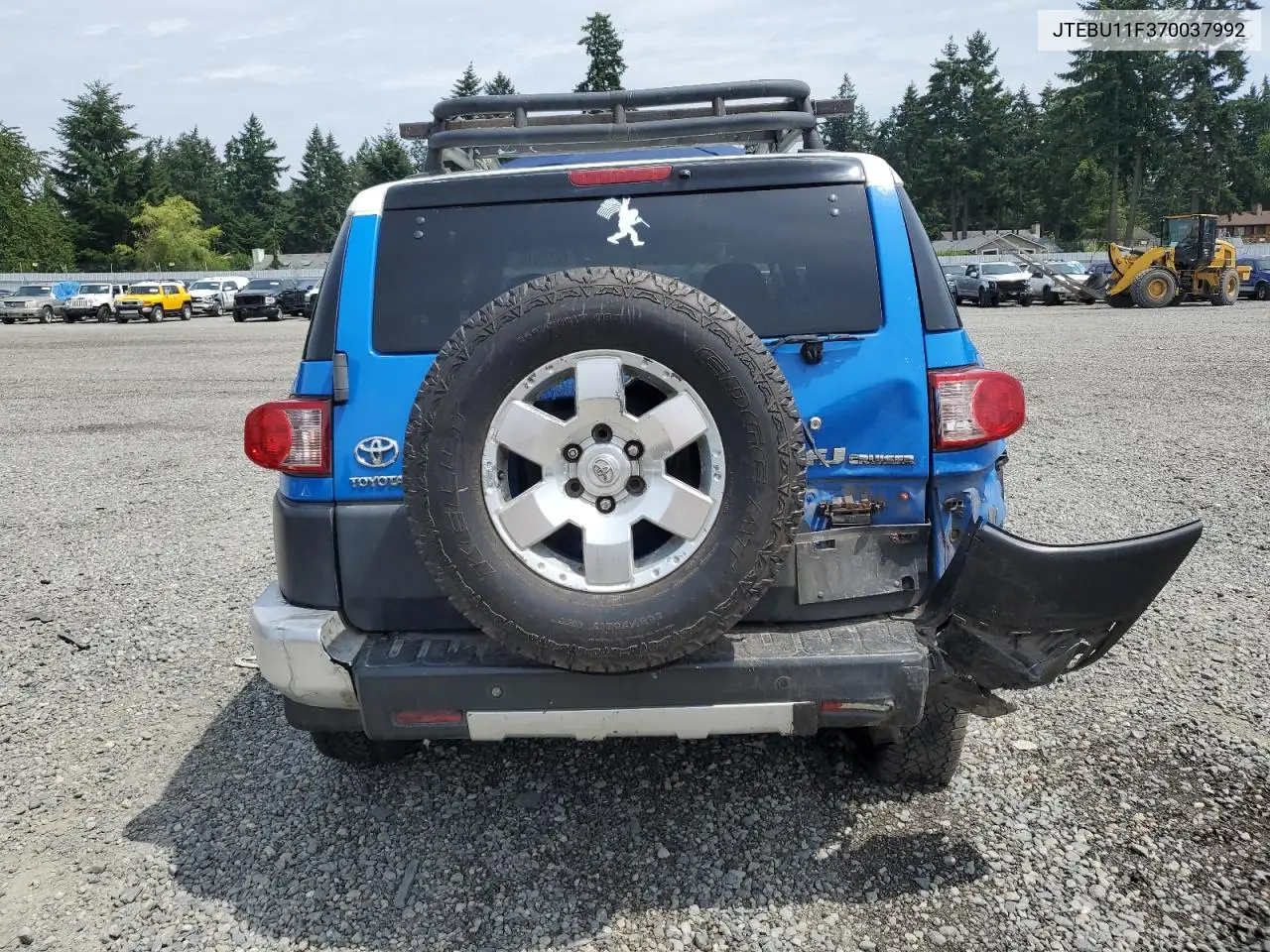 2007 Toyota Fj Cruiser VIN: JTEBU11F370037992 Lot: 62379815