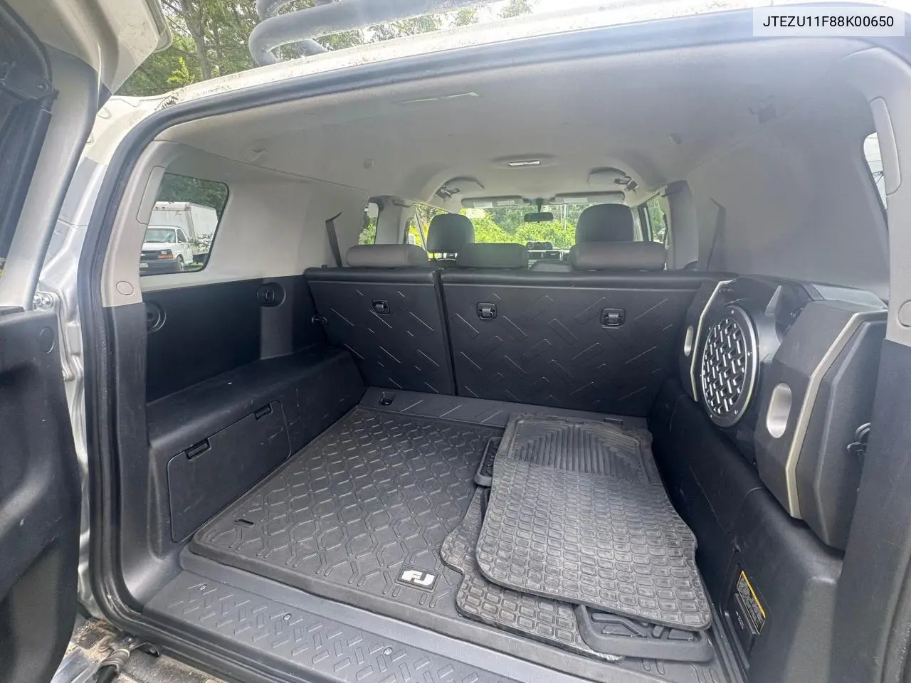 2008 Toyota Fj Cruiser VIN: JTEZU11F88K00650 Lot: 65097455