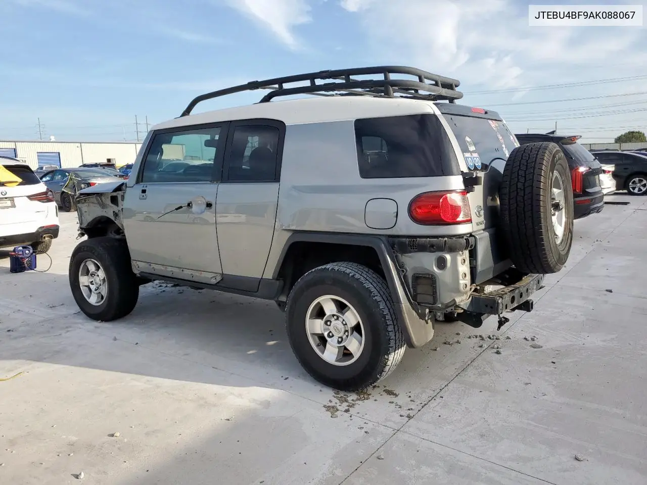 2010 Toyota Fj Cruiser VIN: JTEBU4BF9AK088067 Lot: 61687255