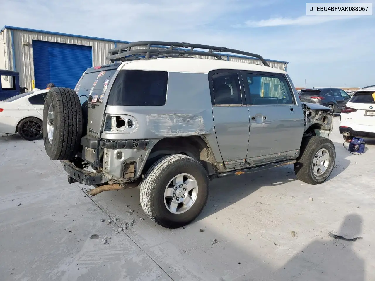 2010 Toyota Fj Cruiser VIN: JTEBU4BF9AK088067 Lot: 61687255
