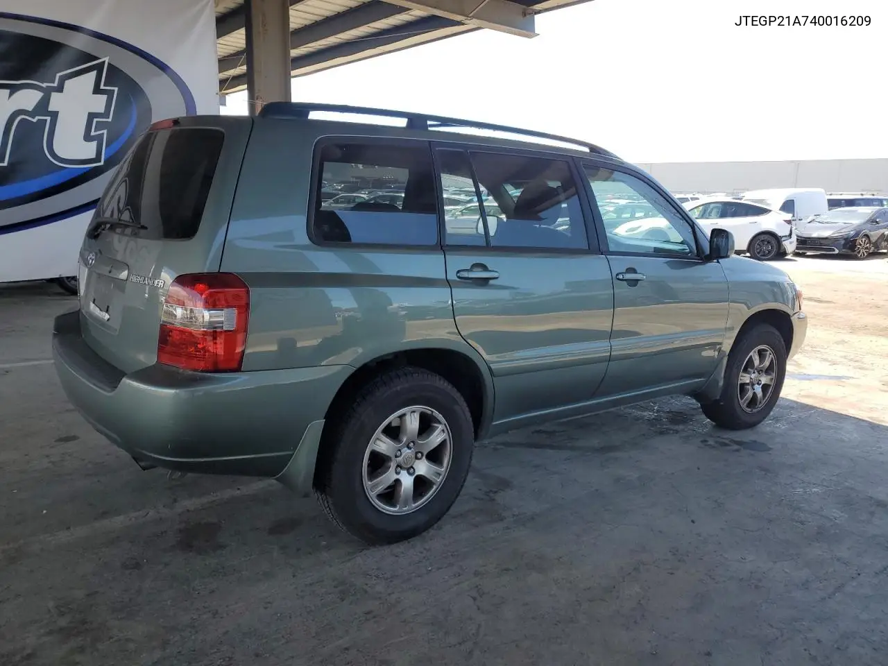 2004 Toyota Highlander Base VIN: JTEGP21A740016209 Lot: 56894165