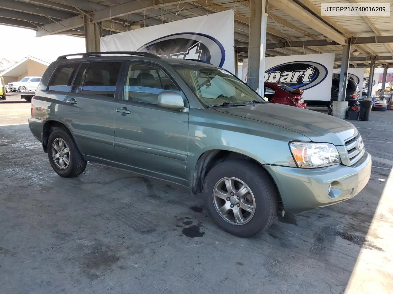 2004 Toyota Highlander Base VIN: JTEGP21A740016209 Lot: 56894165
