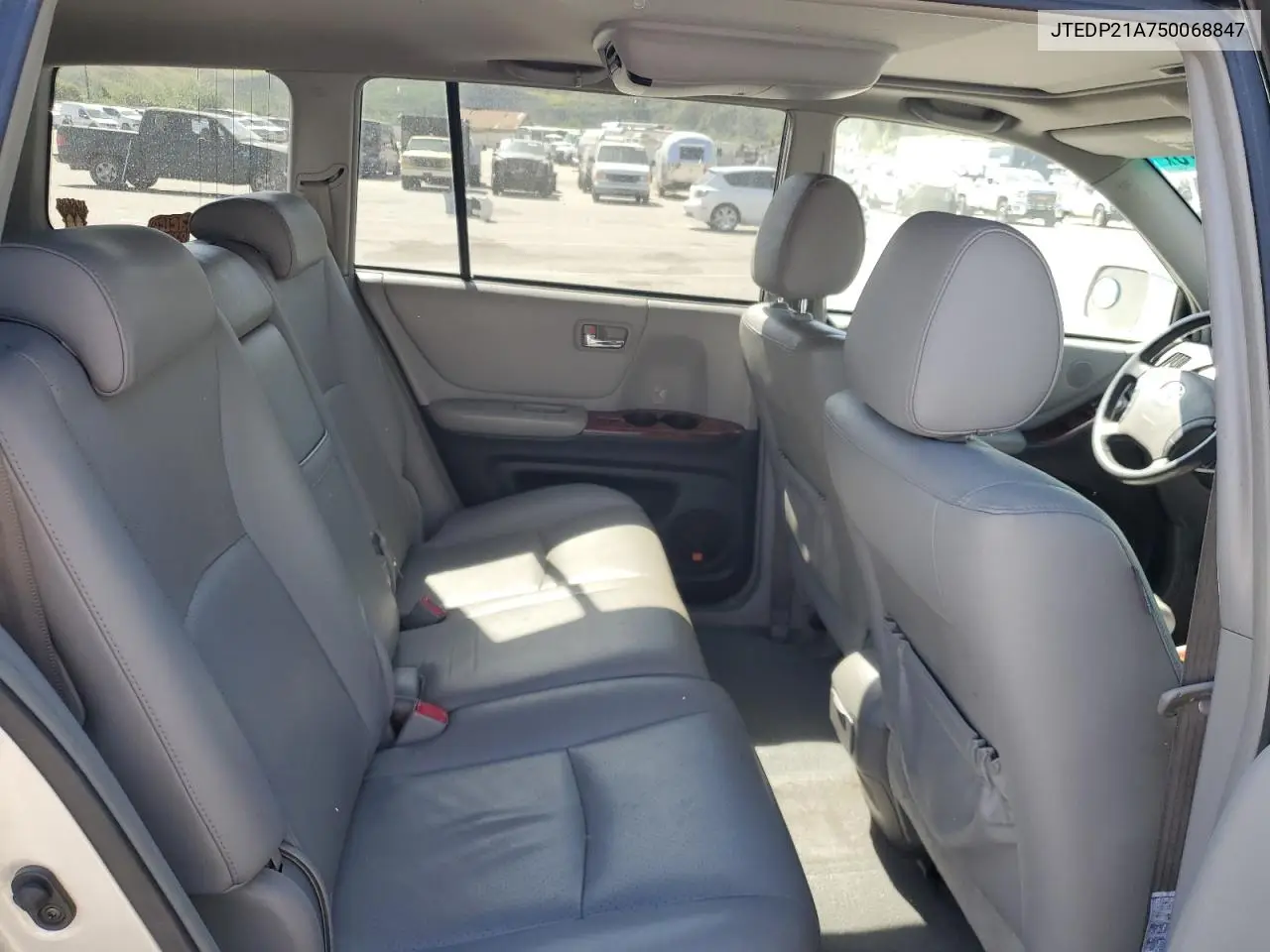 2005 Toyota Highlander Limited VIN: JTEDP21A750068847 Lot: 56764475